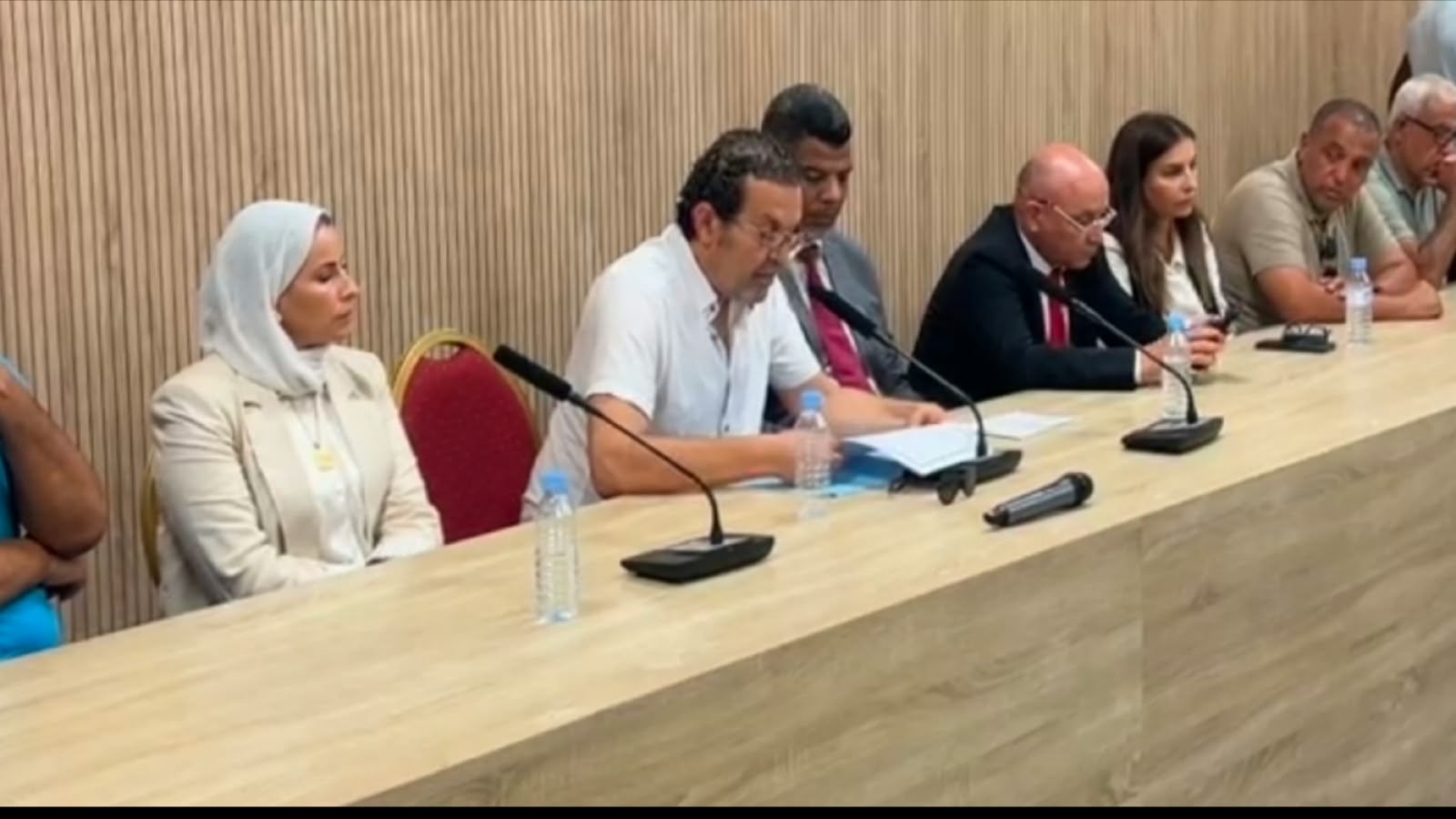 الاتحاد البيضاوي.. منع الصحافة من تغطية الجمع العام يثير تساؤلات حول علاقة النادي بالإعلام