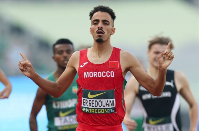 العداء المغربي أسامة الرضواني يحرز الميدالية البرونزية لسباق 1500 متر