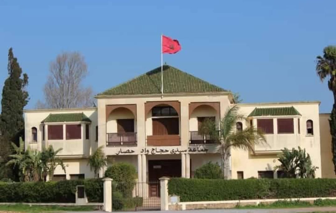 بعد الجدل.. سائق سيارة الإسعاف بسيدي حجاج يستأنف عمله بتدخل السلطات