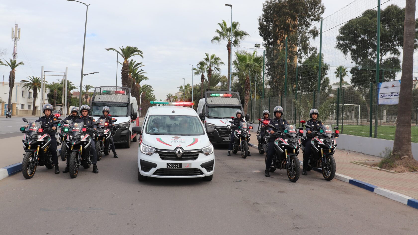 أمن الدار البيضاء يتعزز بوحدة متنقلة جديدة لشرطة النجدة بعين السبع الحي المحمدي.