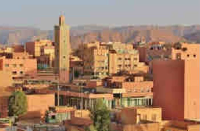 مدينة الرشيدية و ضجيج الدراجات النارية ليلاً